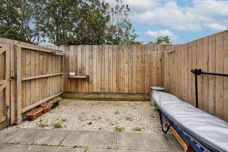 Photo of property in 10/36 Tacy Street, Kilbirnie, Wellington, 6022