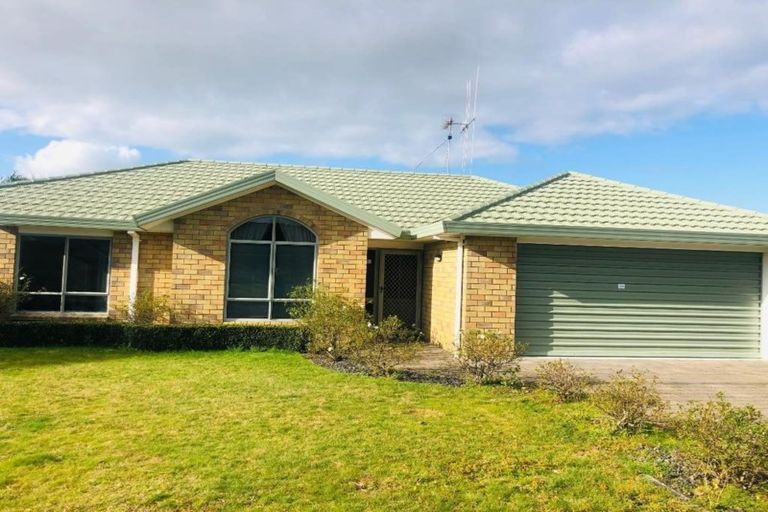 Photo of property in 3 Mews Place, Forest Lake, Hamilton, 3200