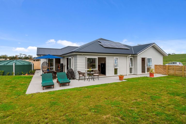 Photo of property in 214 Matakana Valley Road, Matakana, Warkworth, 0985