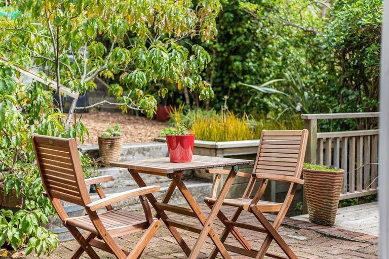 Photo of property in 125 Wadestown Road, Wadestown, Wellington, 6012