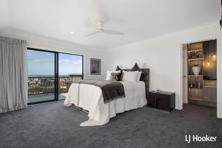 Photo of property in 33 The Crescent, Waihi Beach, 3611