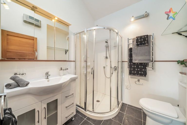 Photo of property in 11 Wai-iti Crescent, Woburn, Lower Hutt, 5010