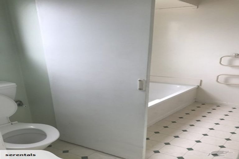 Photo of property in 3 Robertson Road, Ranui, Auckland, 0612