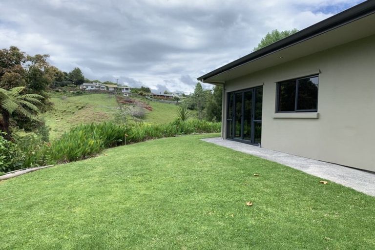 Photo of property in 300 Waitaha Road, Welcome Bay, Tauranga, 3112