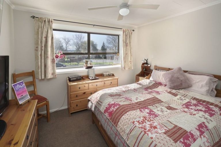 Photo of property in 61 Seddon Street, Rangiora, 7400