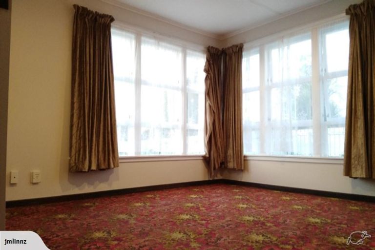 Photo of property in 44 Brandon Road, Glen Eden, Auckland, 0602