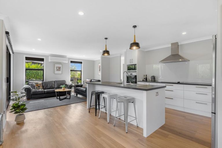 Photo of property in 2 Kahu Close, Kaiteriteri, Motueka, 7197