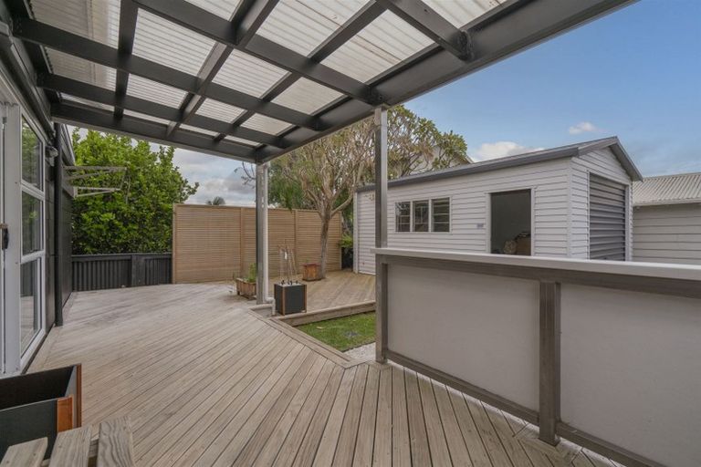 Photo of property in 6 Aputa Avenue, Te Puru, Thames, 3575