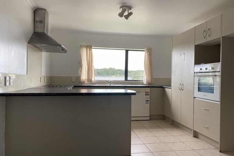 Photo of property in 227 Triangle Road, Massey, Auckland, 0614