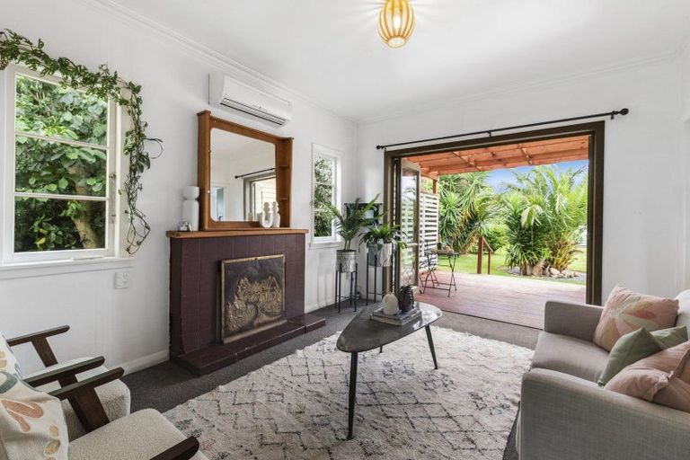 Photo of property in 19 Rutland Street, Levin, 5510