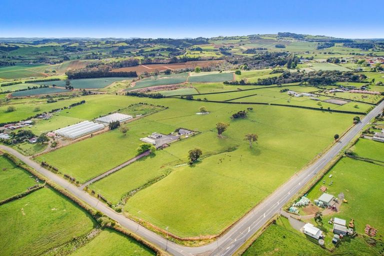 Photo of property in 16 Friedlander Road, Tuakau, 2694