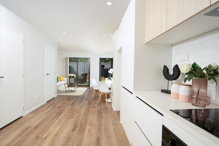 Photo of property in 13 Tukari Lane, Mangere Bridge, Auckland, 2022