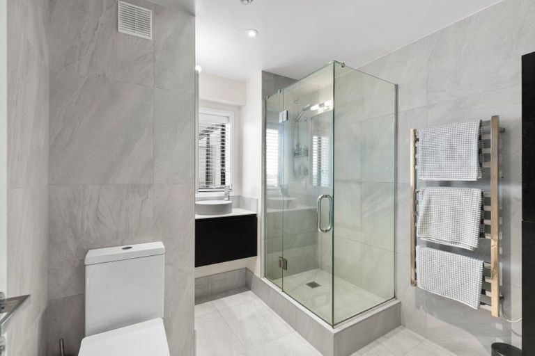 Photo of property in 401/18 Carlton Mill Road, Merivale, Christchurch, 8014