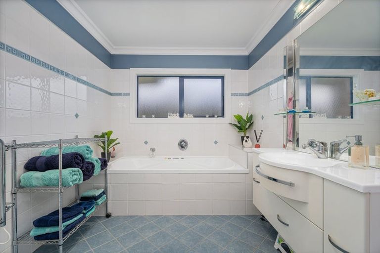 Photo of property in 46 Springbok Avenue, Whitianga, 3510