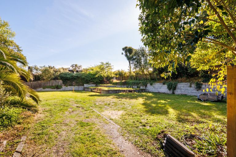 Photo of property in 194 Victoria Avenue, Hokowhitu, Palmerston North, 4410