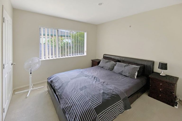Photo of property in 26 Maadi Place, Papakura, 2110