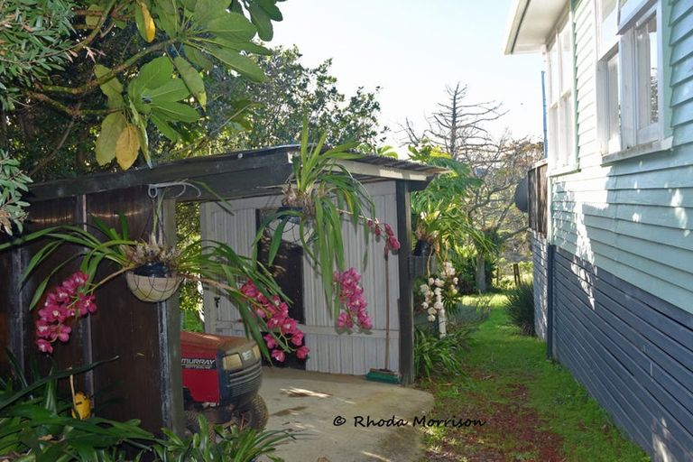 Photo of property in 46 Sandy Beach Road, Tinopai, Matakohe, 0593