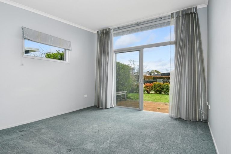 Photo of property in 2 Tory Way, Omokoroa, 3114
