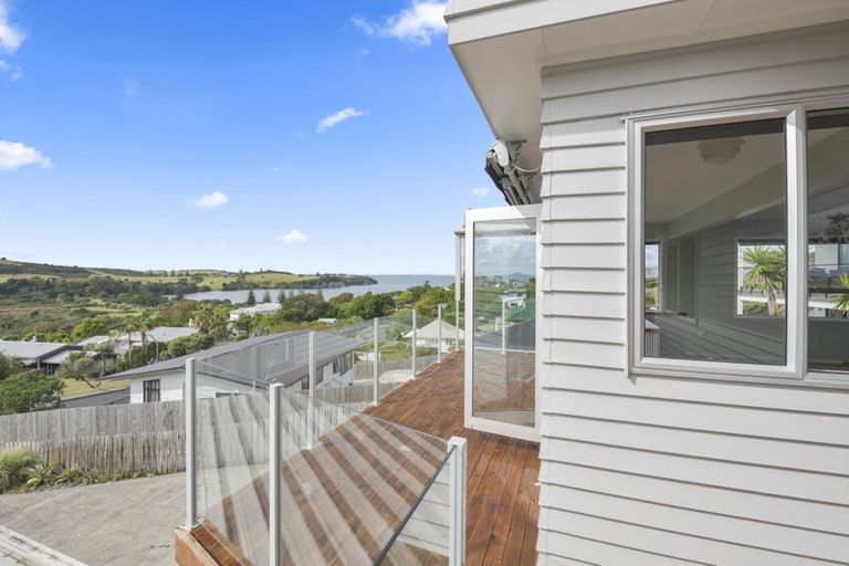 Photo of property in 9 Everard Avenue, Army Bay, Whangaparaoa, 0930