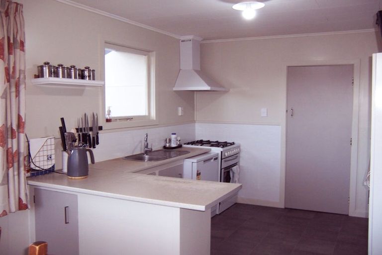 Photo of property in 4 Carlyle Street, Tuatapere, 9620