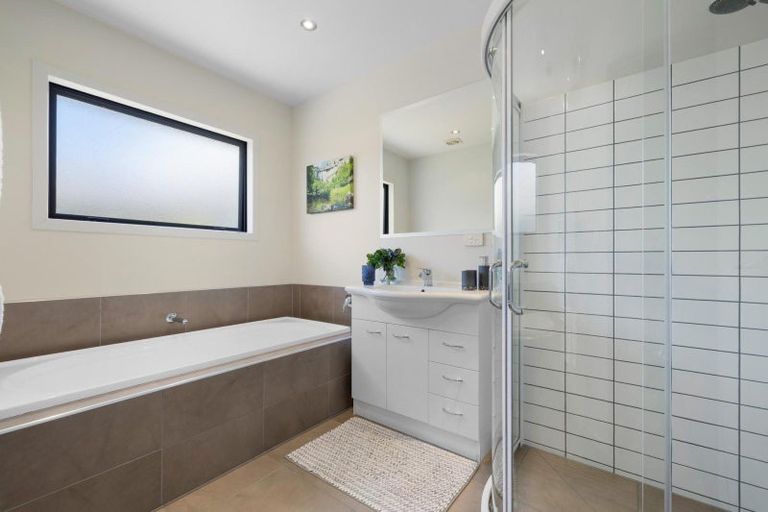 Photo of property in 41 Onslow Road, Lake Hayes, Queenstown, 9304