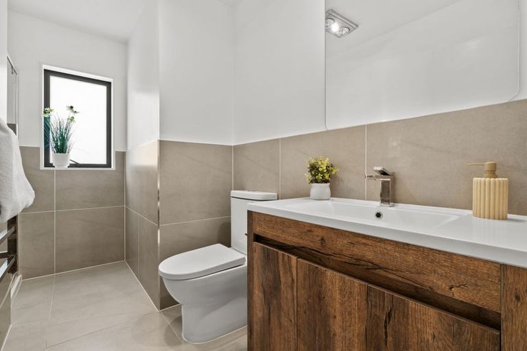 Photo of property in 41 Koroheke Road, Takanini, 2110