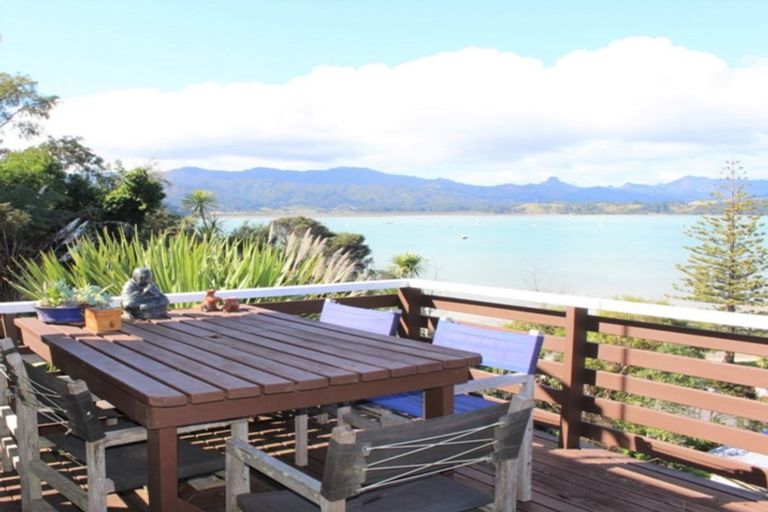 Photo of property in 2385 Wyuna Bay Road, Wyuna Bay, Coromandel, 3581