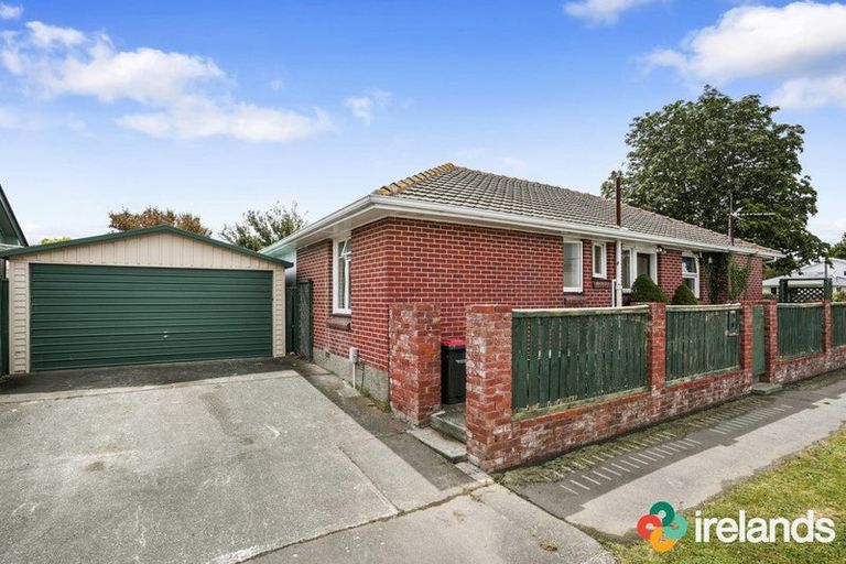 Photo of property in 2 Minaret Street, Mairehau, Christchurch, 8013