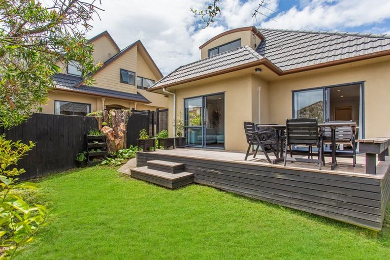 Photo of property in 22b Bleakhouse Road, Howick, Auckland, 2014