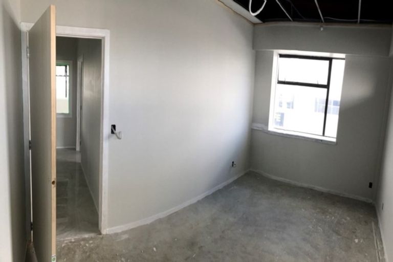 Photo of property in 40 Springs Road, Hornby, Christchurch, 8042