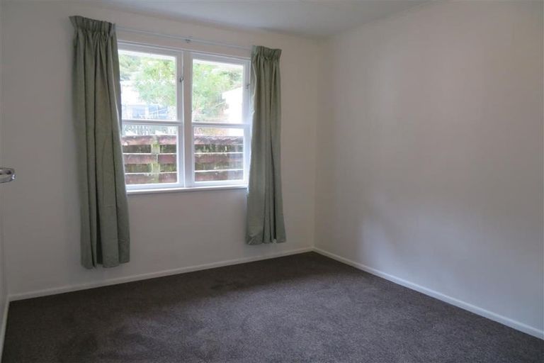 Photo of property in 19 Shackleton Grove, Stokes Valley, Lower Hutt, 5019