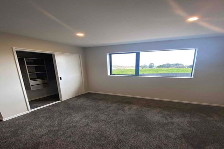 Photo of property in 24 Bendridge Street, Flat Bush, Auckland, 2019