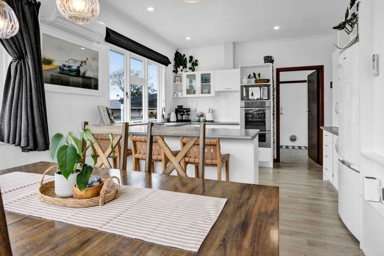 Photo of property in 13 Konini Street, Inglewood, 4330