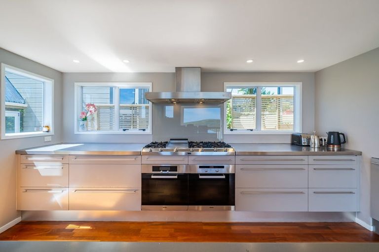 Photo of property in 13 Ettrick Grove, Papakowhai, Porirua, 5024