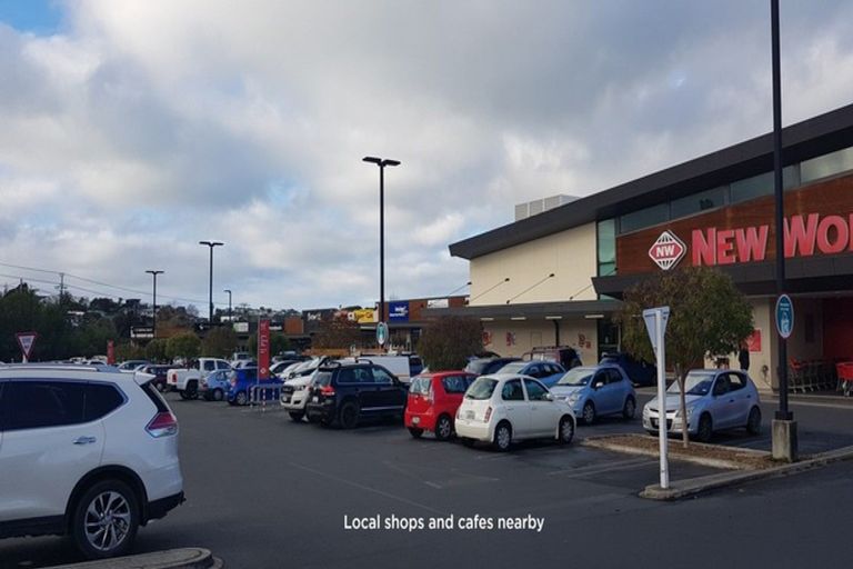 Photo of property in 13a Joydon Place, Stanmore Bay, Whangaparaoa, 0932