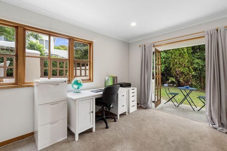 Photo of property in 105 Browns Bay Road, Browns Bay, Auckland, 0630