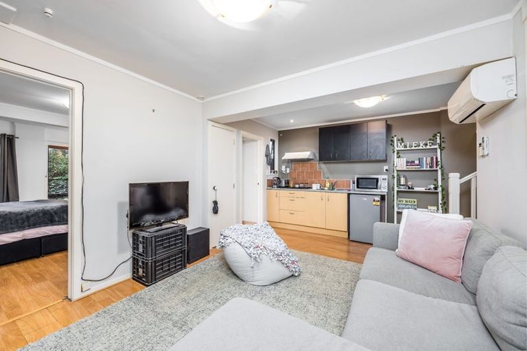 Photo of property in 29 Glencoe Road, Browns Bay, Auckland, 0630