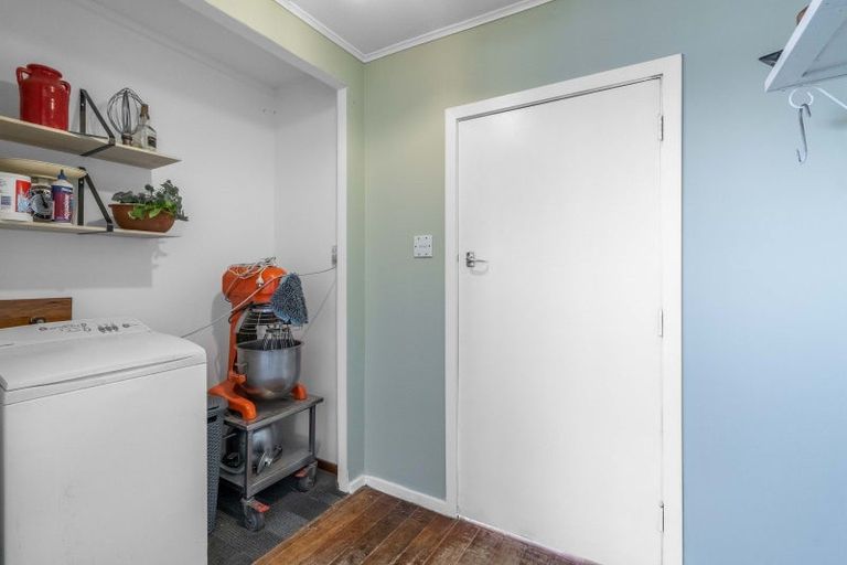 Photo of property in 43 Severn Street, Clifton, Invercargill, 9812