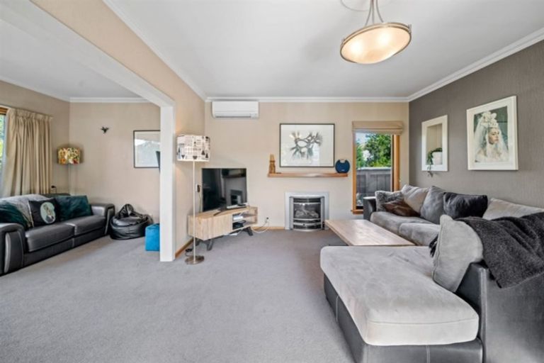 Photo of property in 138 Opawa Road, Opawa, Christchurch, 8023