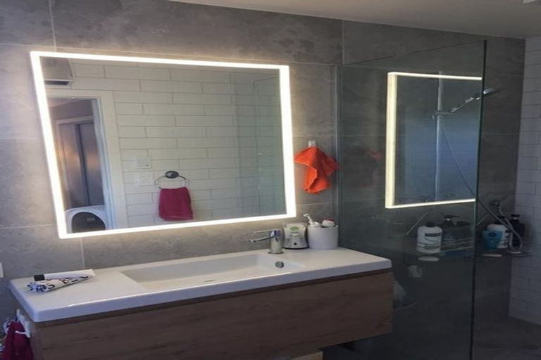 Photo of property in 51 Tainui Road, Titirangi, Auckland, 0604