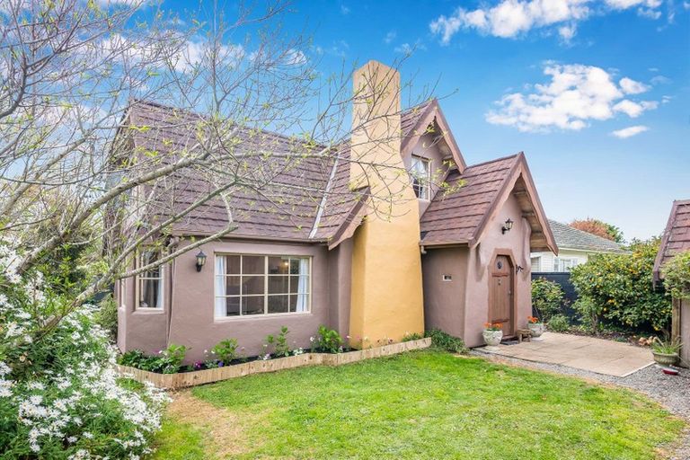 Photo of property in 8 Rosedale Place, Levin, 5510