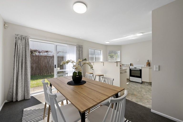 Photo of property in 2/29 Lane Street, Wallaceville, Upper Hutt, 5018