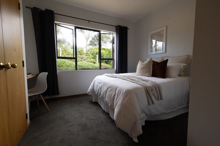 Photo of property in 1475 State Highway 16, Waimauku, 0883