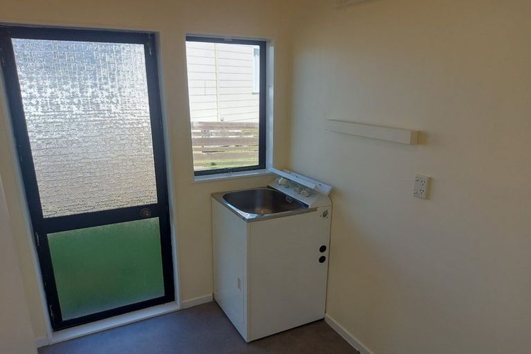 Photo of property in 23 Jasmine Grove, Maungaraki, Lower Hutt, 5010