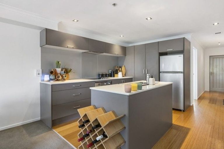 Photo of property in 277 Maunganui Road, Mount Maunganui, 3116