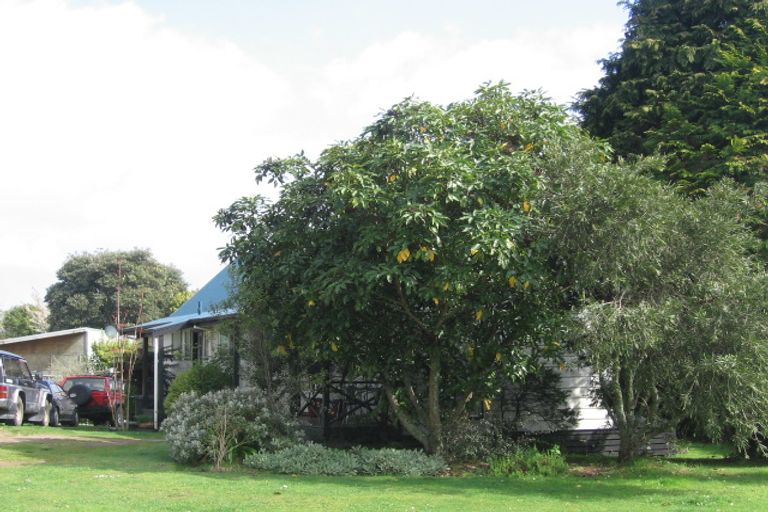 Photo of property in 28 Rewarewa Street, Owhata, Rotorua, 3010