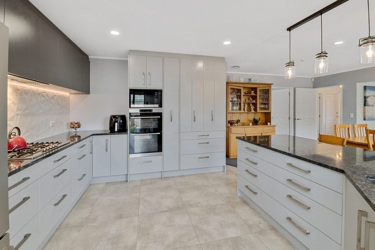 Photo of property in 26 Hadleigh Court, Paraparaumu, 5032