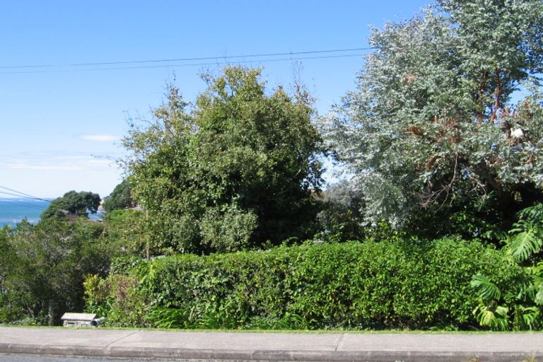 Photo of property in 2/17 Oban Road, Browns Bay, Auckland, 0630