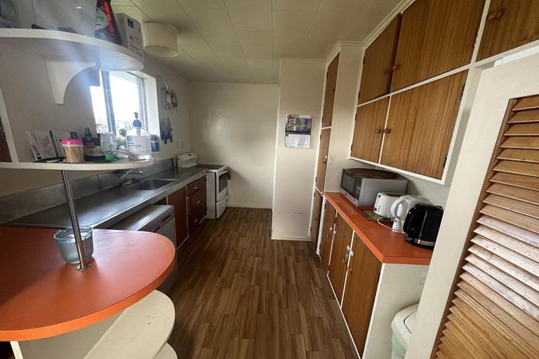 Photo of property in 75 Pasadena Crescent, Totara Park, Upper Hutt, 5018