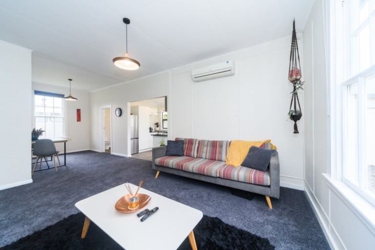 Photo of property in 18 Carlisle Street, Milson, Palmerston North, 4414